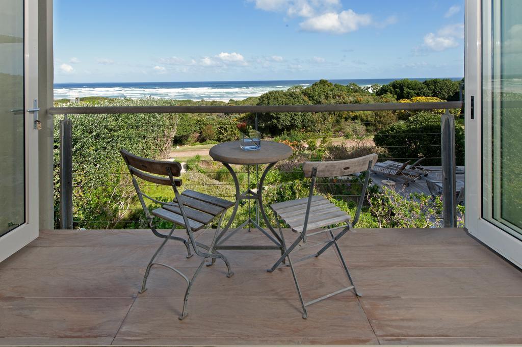 Mosselberg on Grotto Beach Hermanus Exterior foto